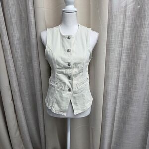 American Eagle Outfitters Cream Knit Vest